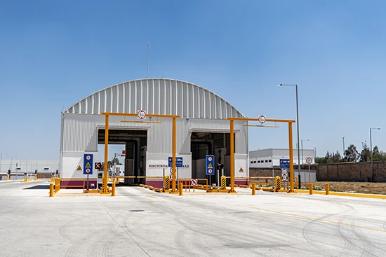 Aduanas y Terminal de Carga